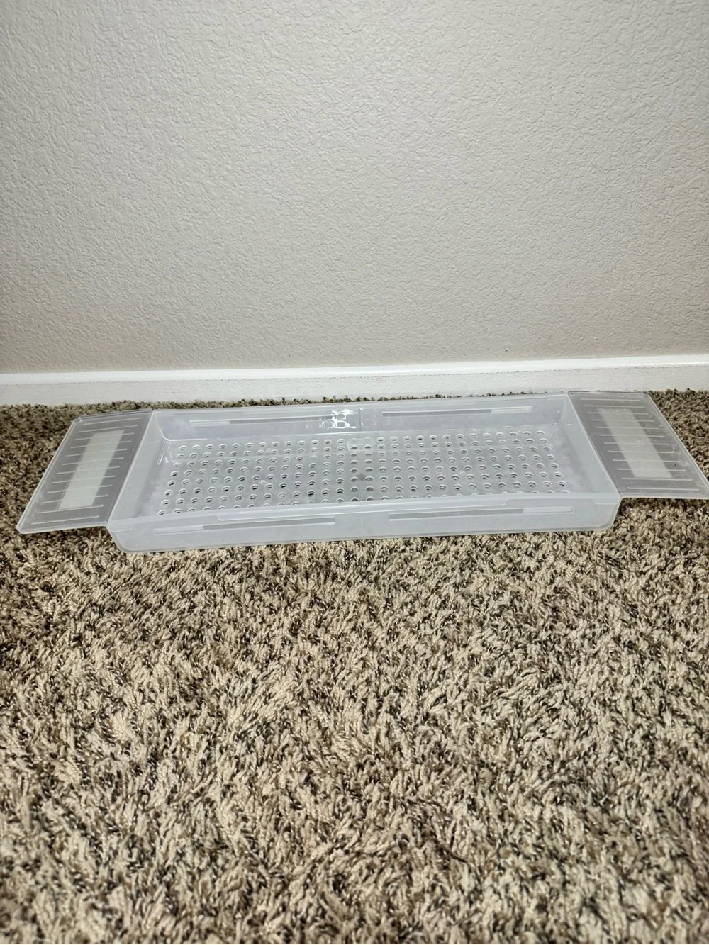 NWOT Clear Plastic Bath Caddy Tray